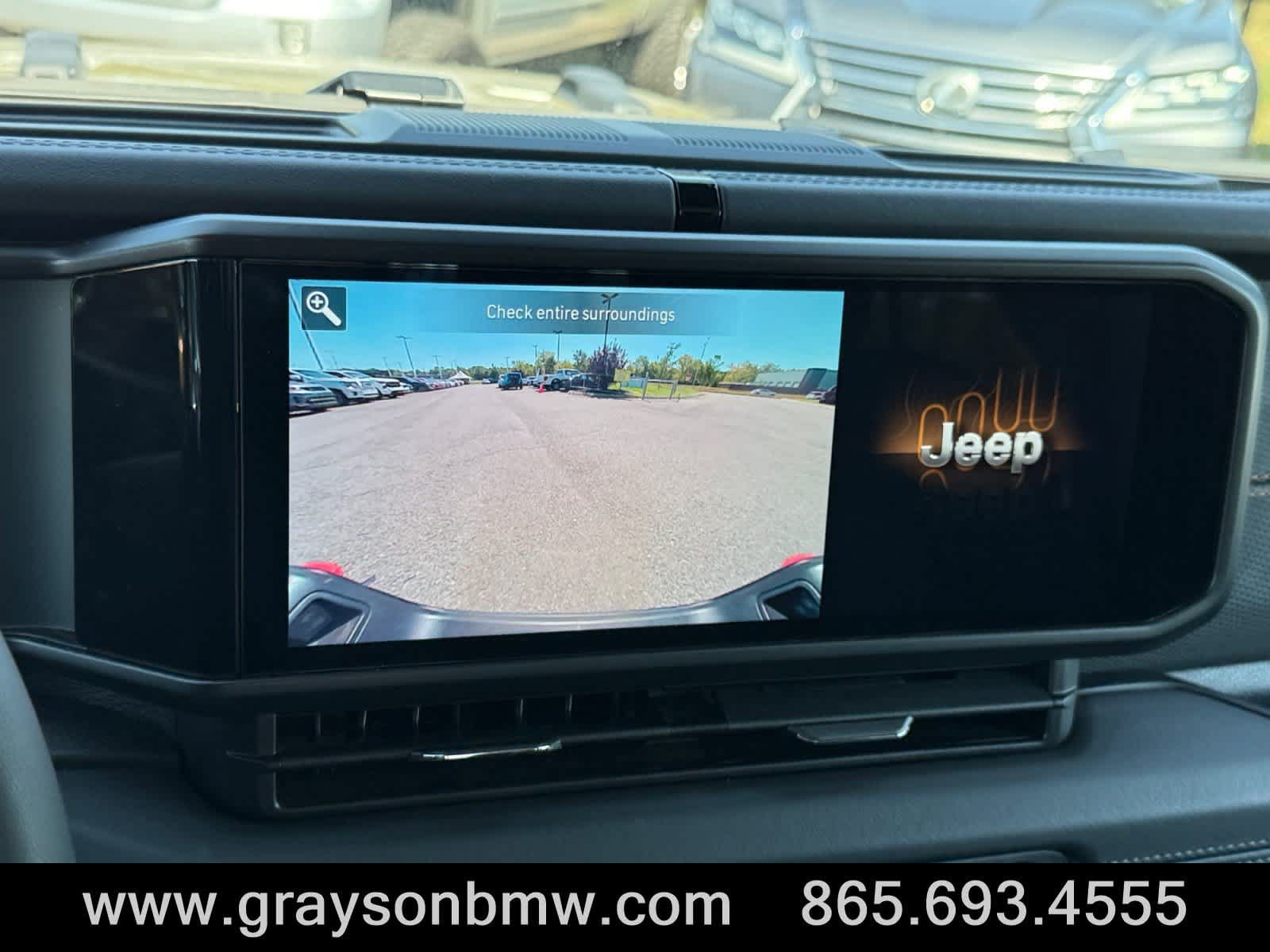 Used 2026 Jeep Gladiator Mojave AWD/4WD image 33
