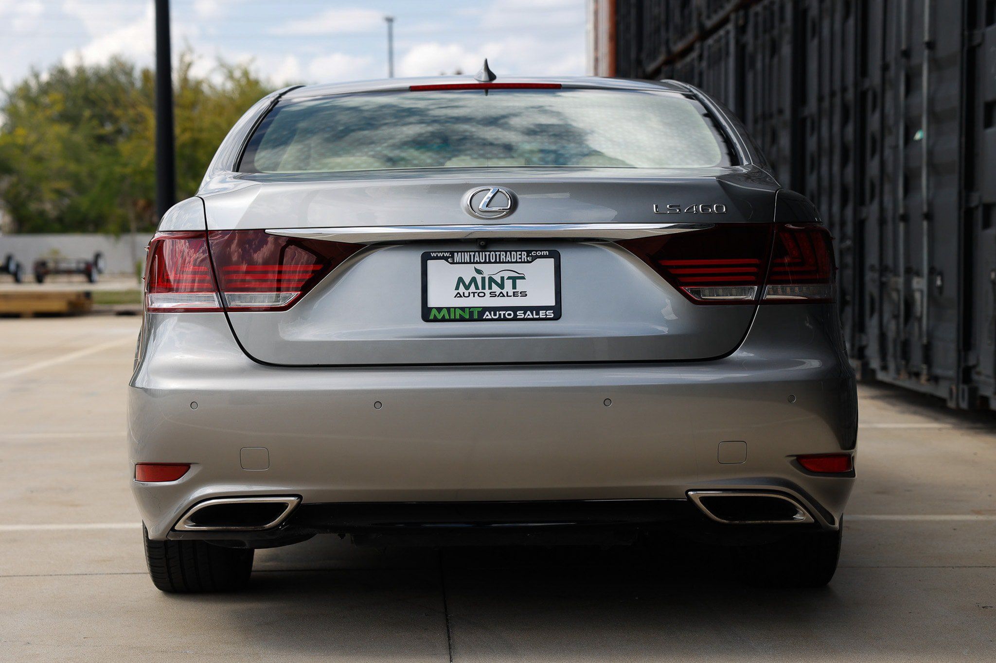 Used 2016 Lexus LS 460 w/ Comfort Package RWD image 14