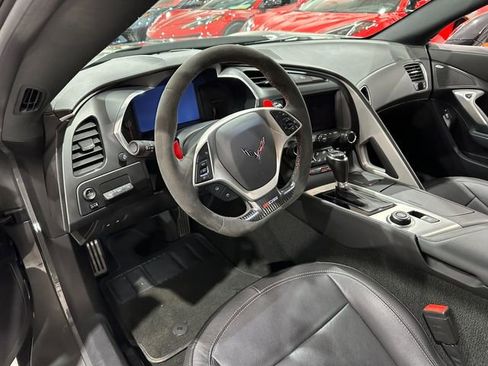 Used 2016 Chevrolet Corvette Z06 w/ 2LZ Preferred Equipment Group image 32