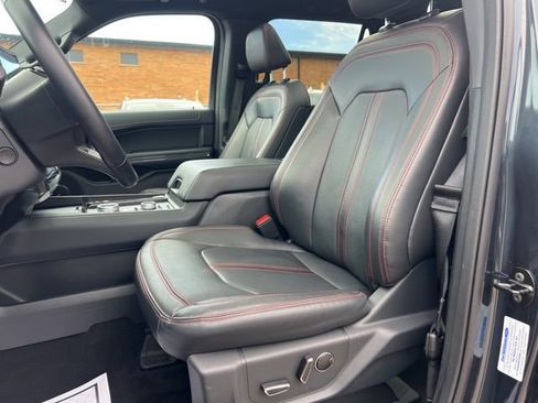Certified 2024 Ford Expedition Limited AWD/4WD image 22