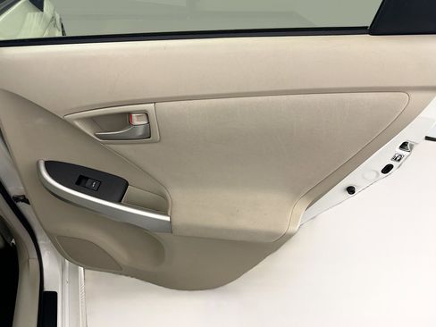 Used 2015 Toyota Prius Three FWD image 31