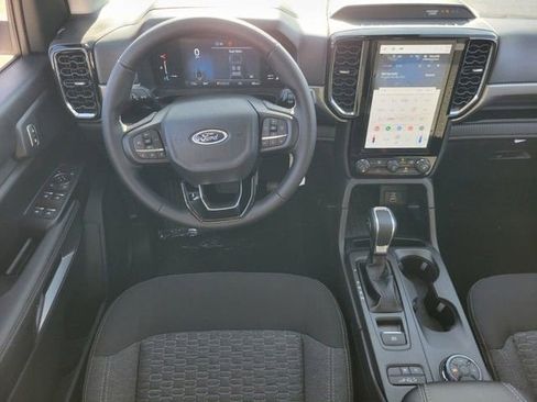 New 2025 Ford Ranger XLT w/ FX4 Off-Road Package image 9