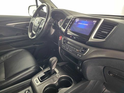 Used 2019 Honda Ridgeline RTL-T image 11
