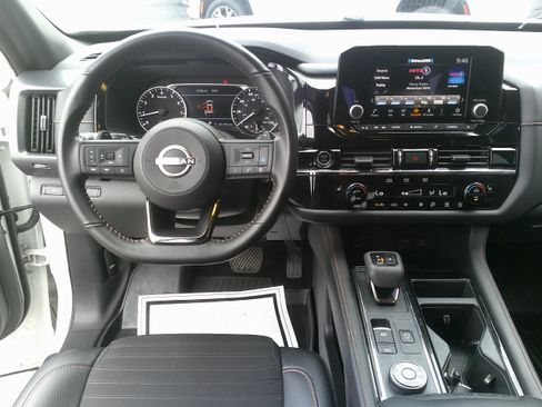Used 2024 Nissan Pathfinder Rock Creek AWD/4WD image 25