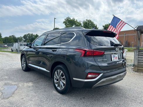 Used 2020 Hyundai Santa Fe SEL w/ Convenience Package FWD image 3