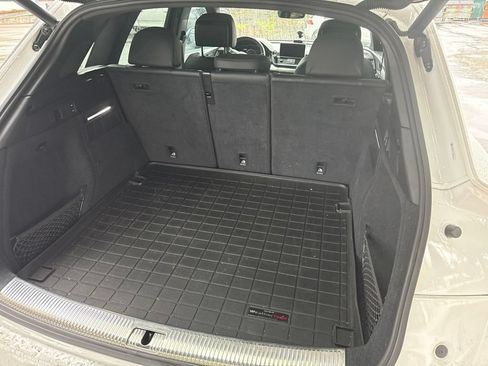 Used 2019 Audi SQ5 Prestige w/ Prestige Package AWD/4WD image 12
