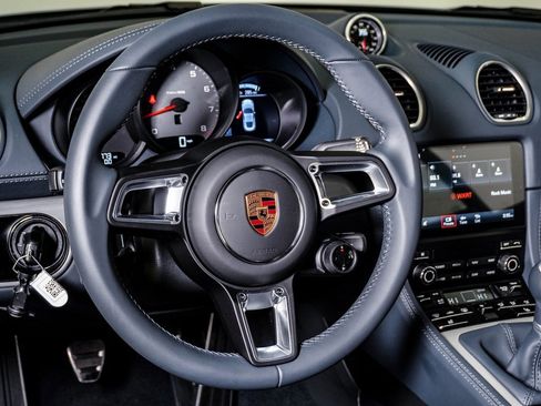 Used 2025 Porsche 718 Cayman S image 19