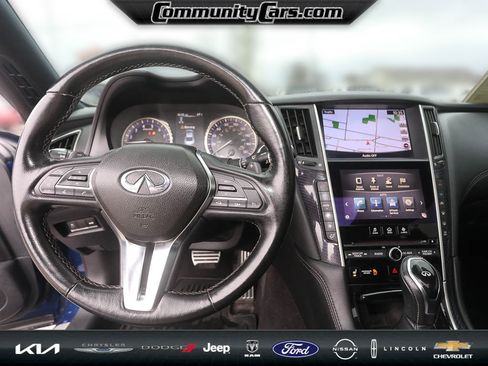 Used 2017 INFINITI Q60 3.0t Sport image 13