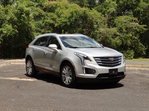 Used 2019 Cadillac XT5 Premium Luxury FWD image 9