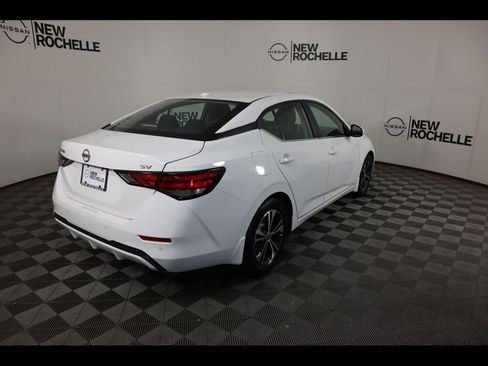 Certified 2022 Nissan Sentra SV w/ Trunk Package image 4