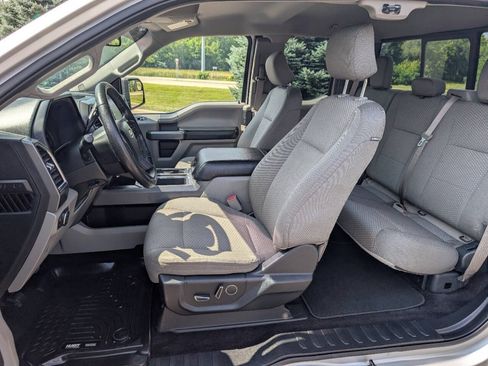 Used 2016 Ford F150 XLT w/ Equipment Group 302A Luxury AWD/4WD image 11