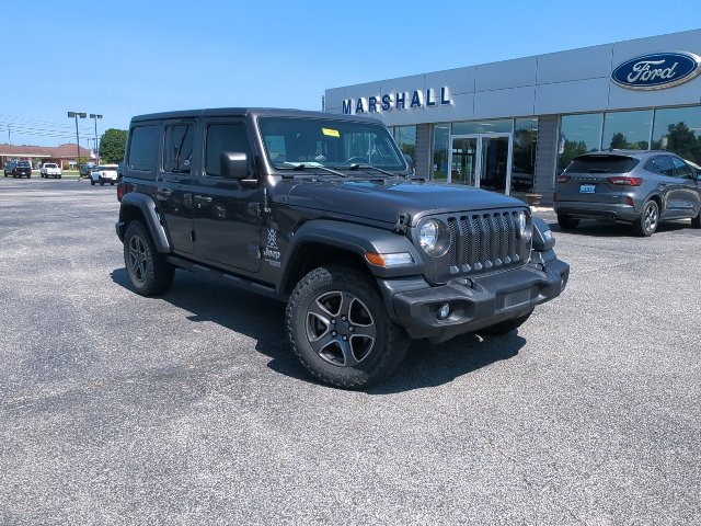 Used 2018 Jeep Wrangler Unlimited Sport S AWD/4WD image 3