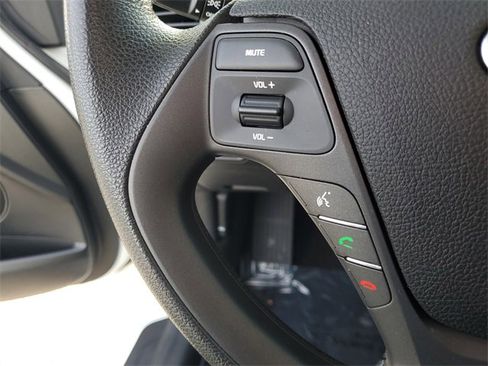 Used 2016 Kia Forte LX image 22