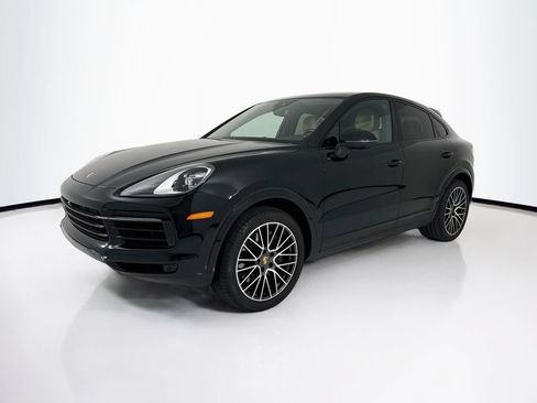 Certified 2023 Porsche Cayenne Coupe AWD/4WD image 1