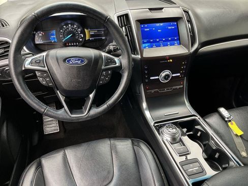 Used 2020 Ford Edge Titanium w/ Cargo Accessory Package AWD/4WD image 13