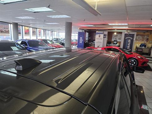 Used 2020 GMC Terrain SLE image 28