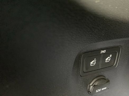 Used 2020 Kia Telluride SX w/ SX Prestige Package image 24