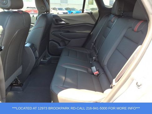 Used 2026 Chevrolet Trax RS FWD image 6