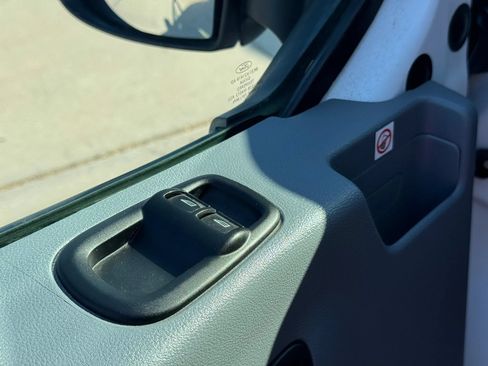 Used 2019 Ford Transit 350 XLT RWD image 11