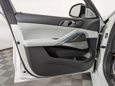 Certified 2023 BMW X6 M50i w/ Executive Package image 14