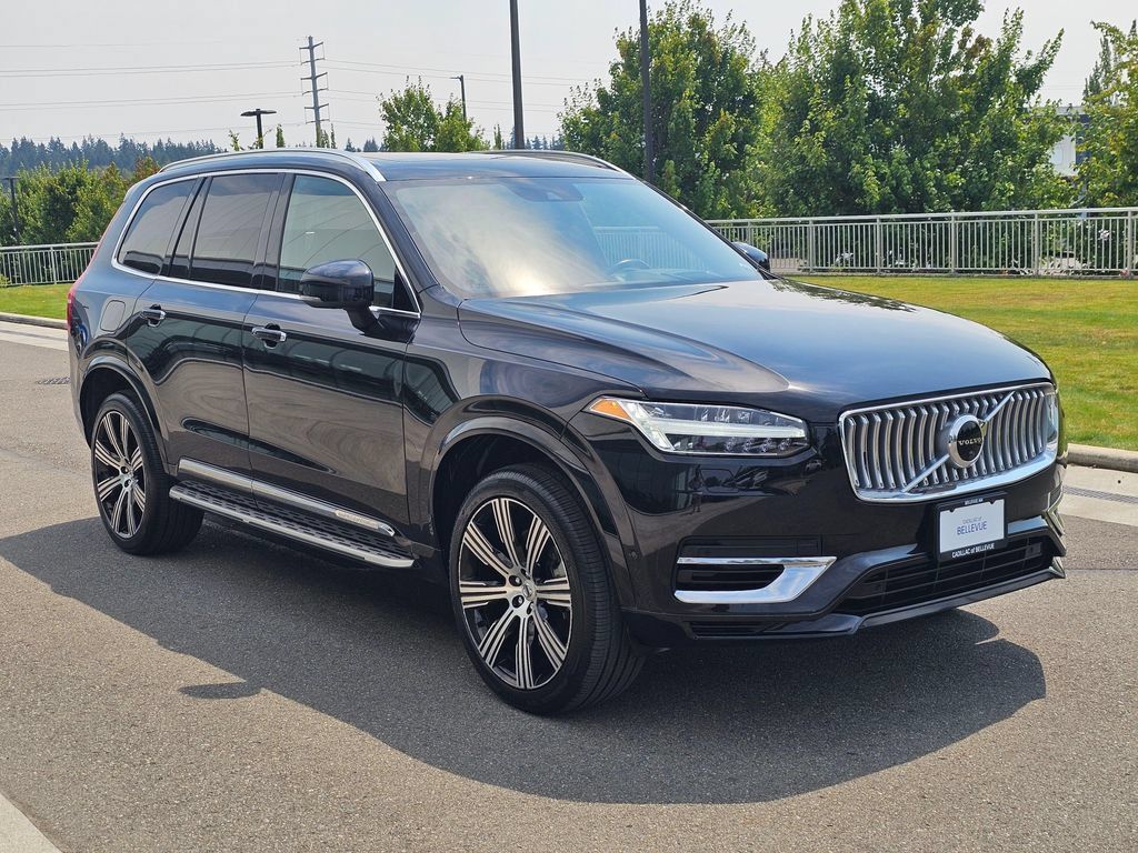 Used 2022 Volvo XC90 T8 Inscription AWD/4WD image 7