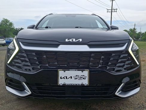 Certified 2023 Kia Sportage SX AWD/4WD image 2