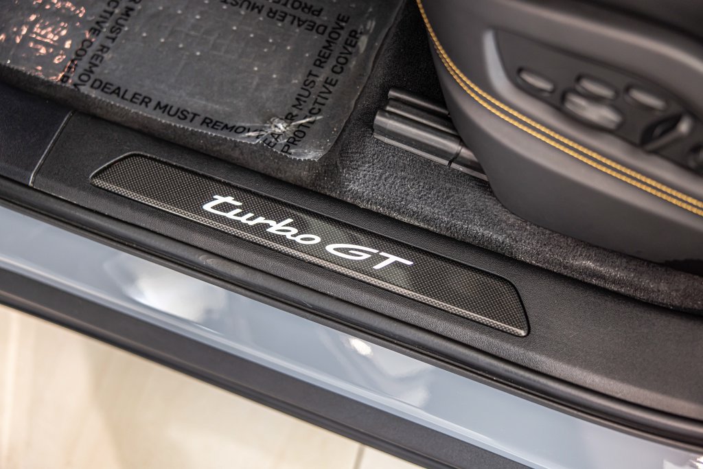 Used 2024 Porsche Cayenne Turbo GT AWD/4WD image 23