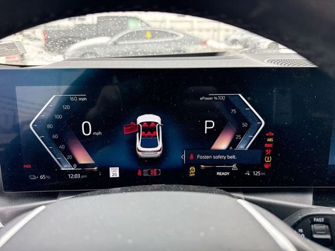 Used 2024 BMW i4 xDrive40i image 13