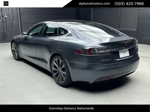 Used 2018 Tesla Model S P100D image 5