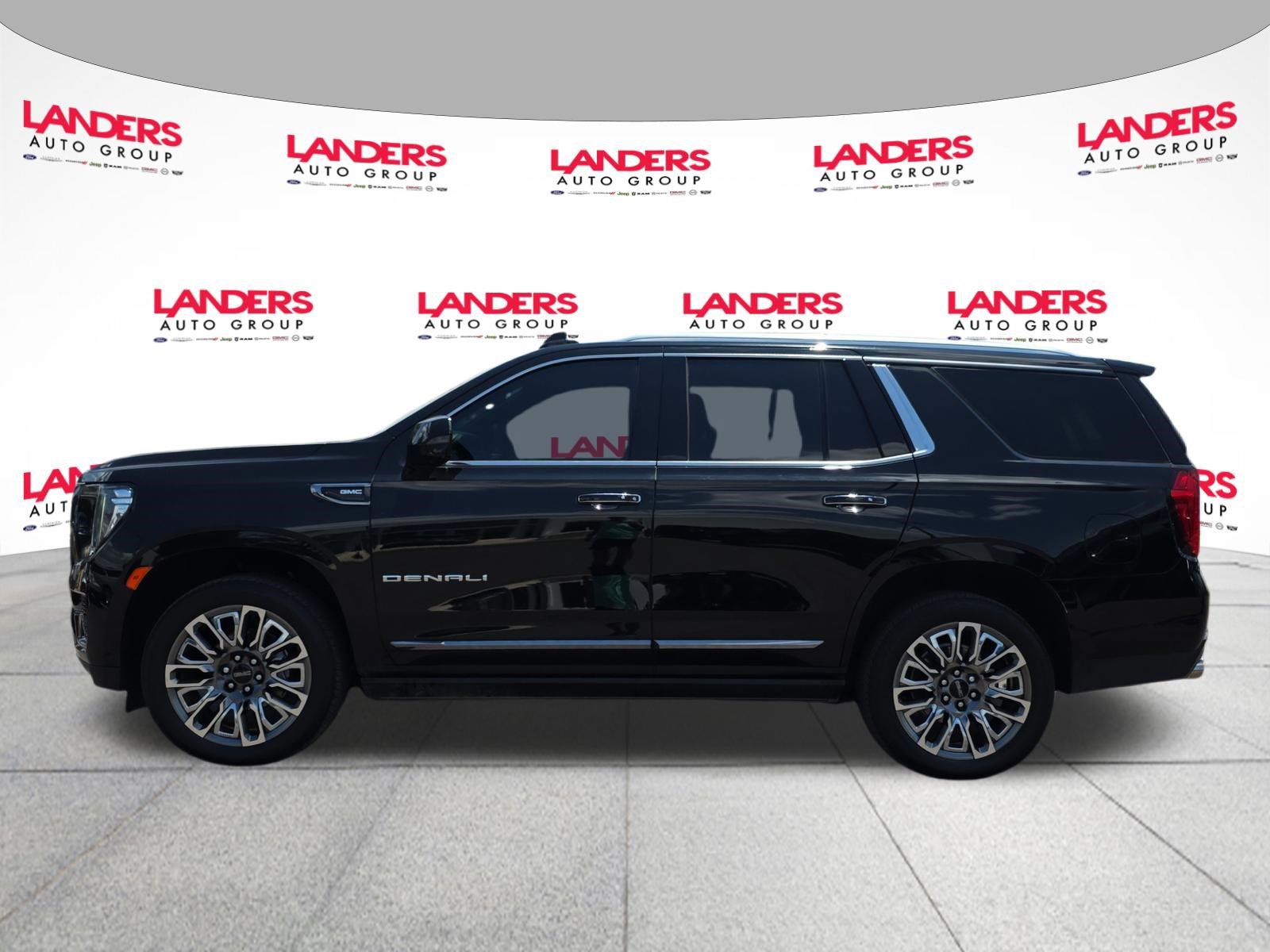 Used 2024 GMC Yukon Denali Ultimate AWD/4WD image 6