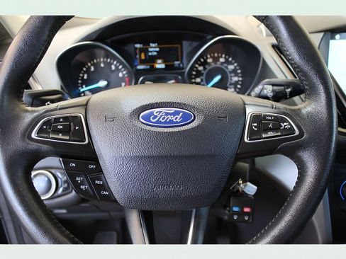 Used 2018 Ford Escape SEL image 28