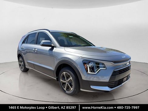 New 2026 Kia Niro EX FWD image 1