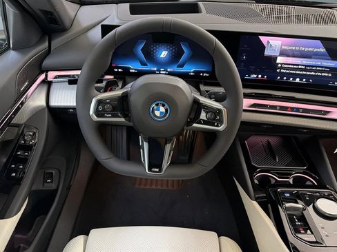 New 2026 BMW i5 eDrive40 w/ M Sport Package image 27