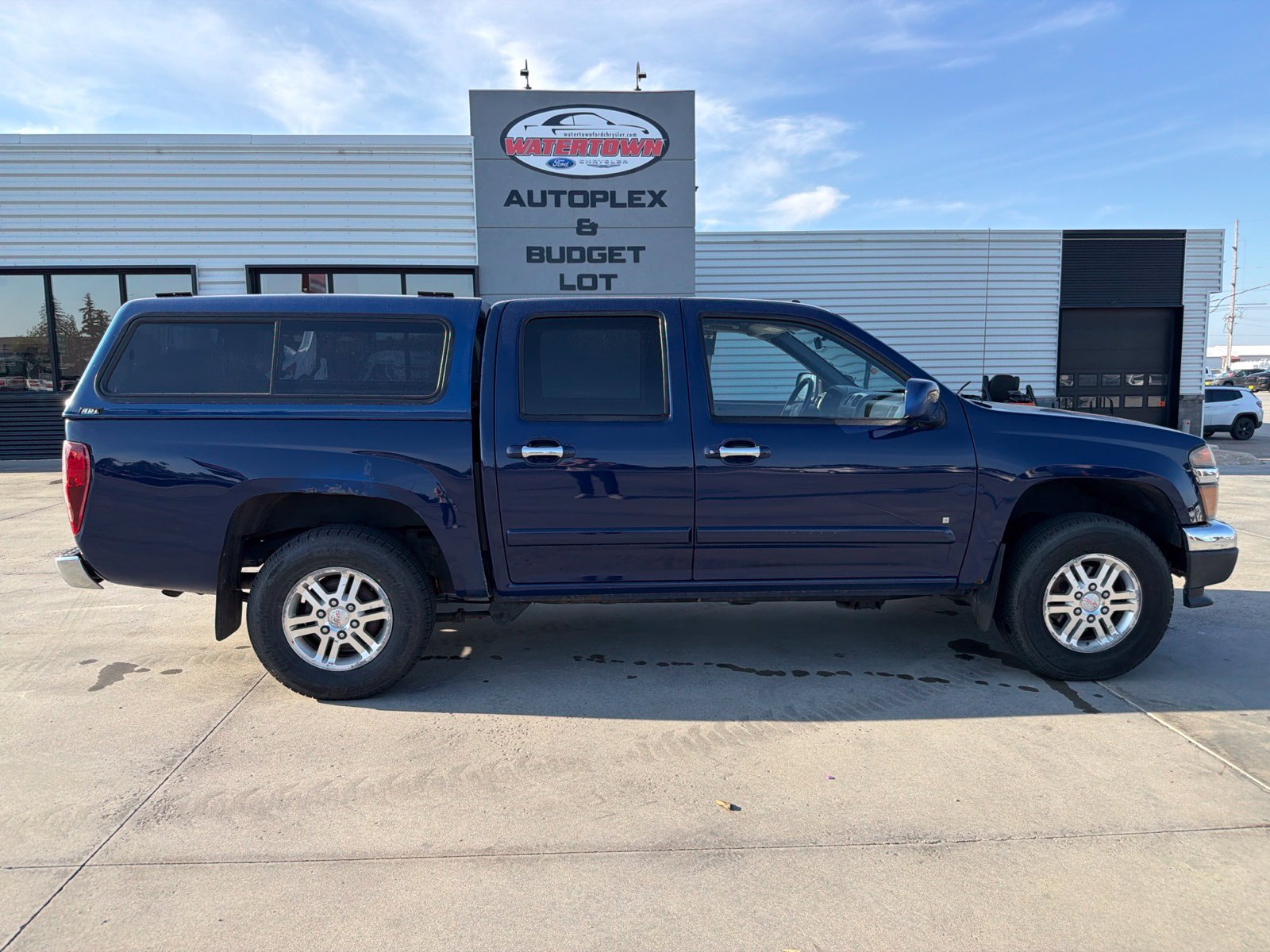 Used 2009 GMC Canyon SLE AWD/4WD image 1