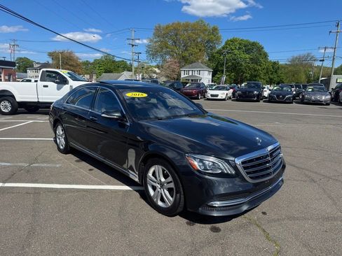 Used 2018 Mercedes-Benz S 560 4MATIC Sedan image 3