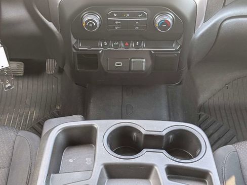 Used 2019 Chevrolet Silverado 1500 Custom Trail Boss image 18