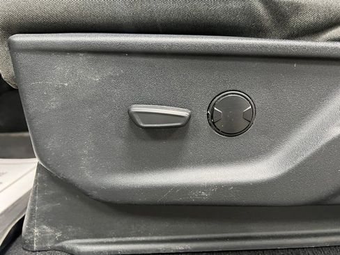 Used 2023 Ford F350 XLT image 21