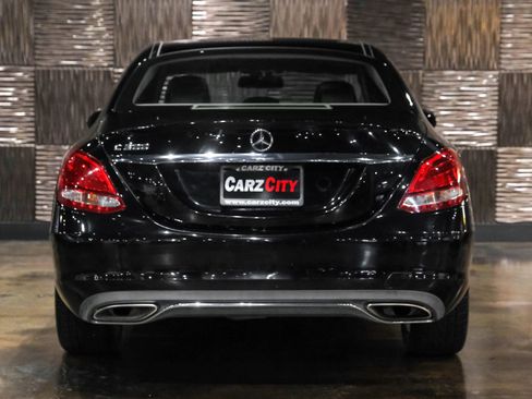 Used 2015 Mercedes-Benz C 300 Sedan image 9