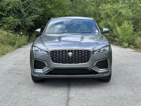 New 2026 Jaguar F-PACE R-Dynamic S image 3