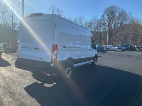 New 2026 Ford Transit 250 148 Medium Roof image 5