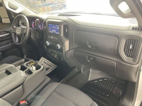 Used 2024 GMC Sierra 2500 Pro w/ Convenience Package image 28