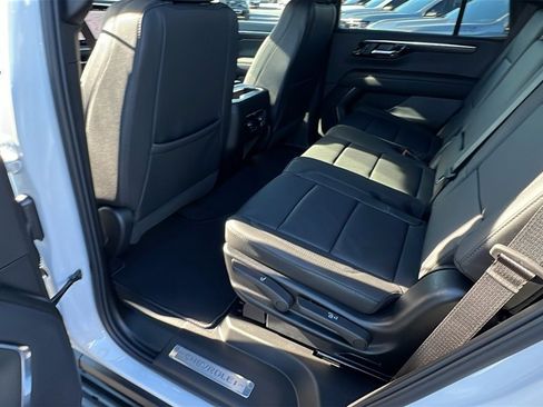 New 2026 Chevrolet Tahoe LT image 17