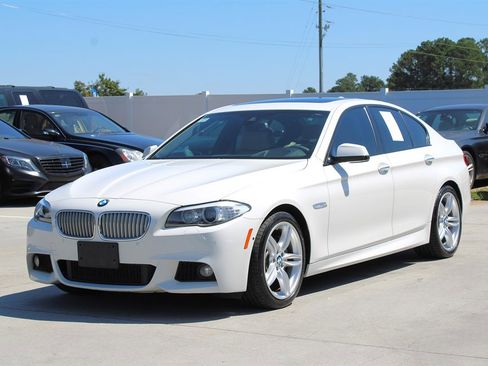 Used 2013 BMW 550i Sedan image 3