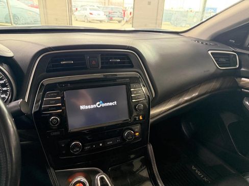 Used 2017 Nissan Maxima Platinum image 31