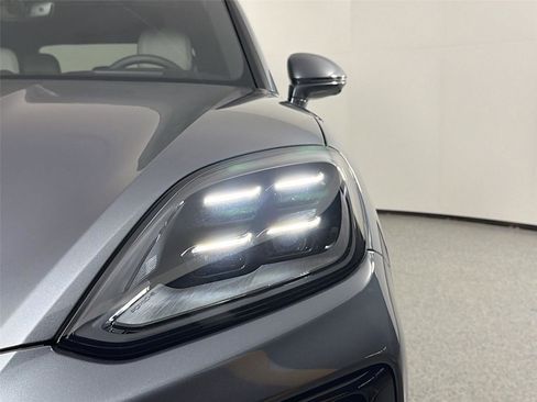 Certified 2026 Porsche Cayenne Coupe AWD/4WD image 15
