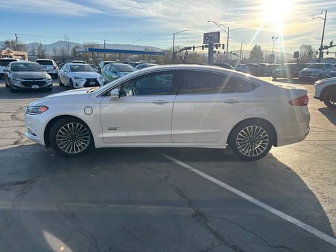 Used 2017 Ford Fusion Energi Titanium image 4