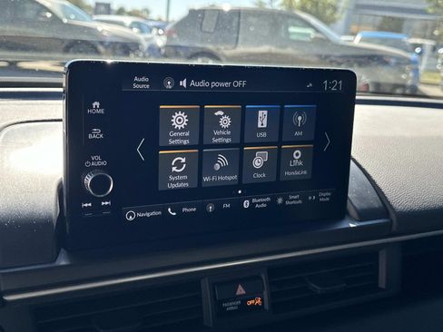 Used 2025 Honda Pilot Black Edition image 16