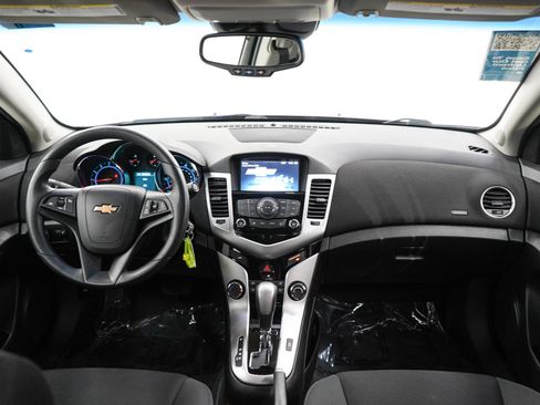 Used 2015 Chevrolet Cruze LT FWD image 13