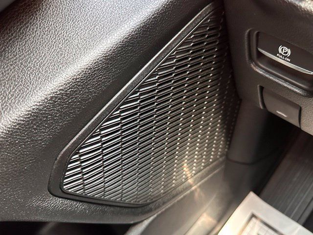 Used 2023 Jeep Grand Cherokee L Altitude AWD/4WD image 21
