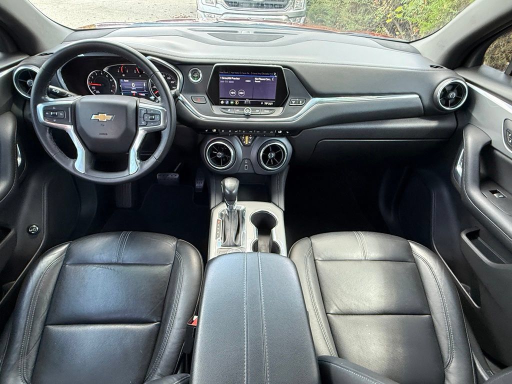 Used 2019 Chevrolet Blazer LT FWD image 27